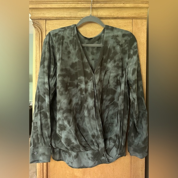 Rails Hillary Top - Slate tie dye - Size L - Picture 1 of 2